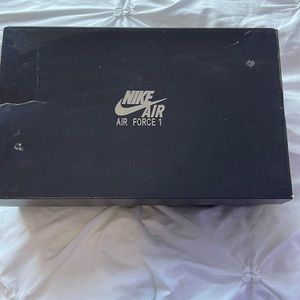 Women’s air force shadows in size 7 for $70